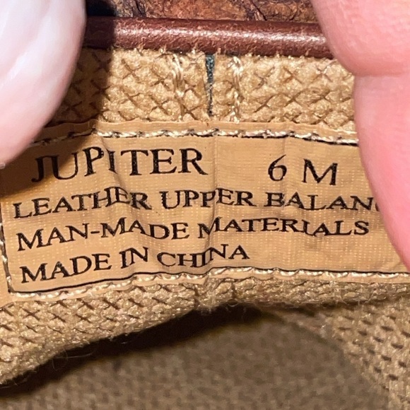 Women's 6M Bare Traps Jupiter Leather Brown Clogs Slip On Mules Brown CUTE! - Picture 6 of 12